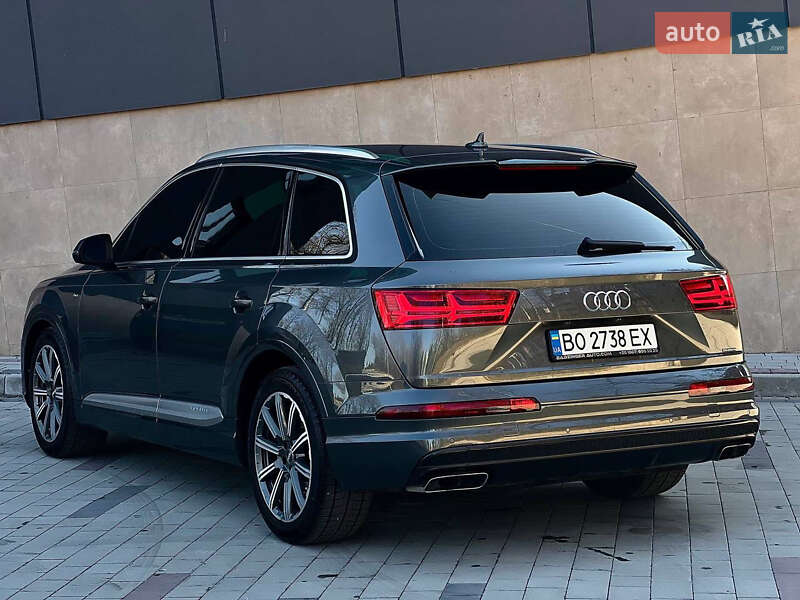 Позашляховик / Кросовер Audi Q7 2016 в Тернополі