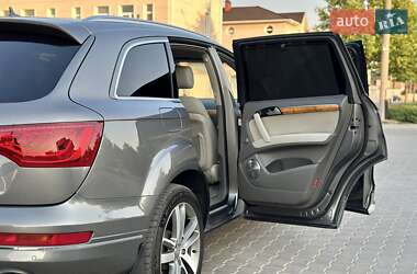 Внедорожник / Кроссовер Audi Q7 2011 в 