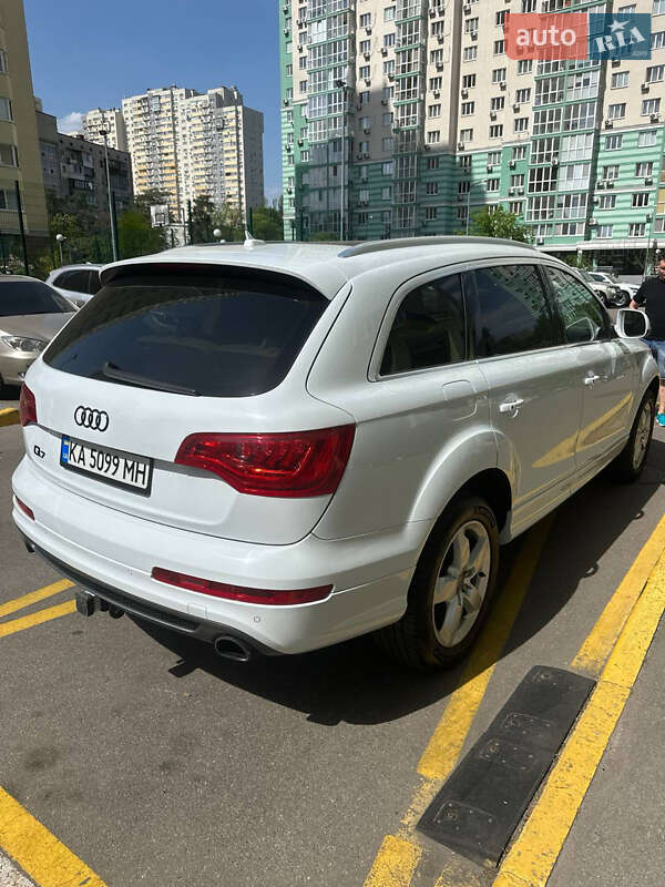 Позашляховик / Кросовер Audi Q7 2013 в Києві