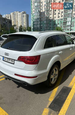 Внедорожник / Кроссовер Audi Q7 2013 в 