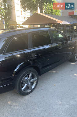 Внедорожник / Кроссовер Audi Q7 2013 в 