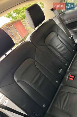 Внедорожник / Кроссовер Audi Q7 2012 в 