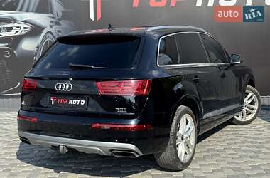 Внедорожник / Кроссовер Audi Q7 2017 в 