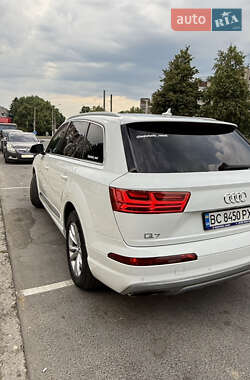 Внедорожник / Кроссовер Audi Q7 2019 в 