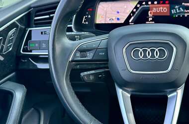 Внедорожник / Кроссовер Audi Q7 2021 в 