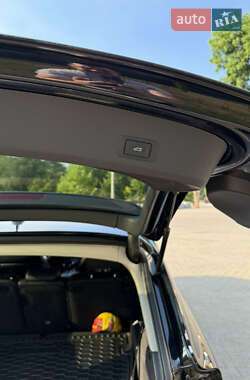 Позашляховик / Кросовер Audi Q7 2013 в 