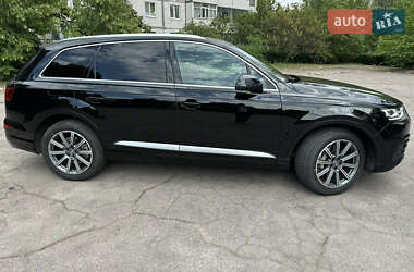Внедорожник / Кроссовер Audi Q7 2018 в 