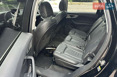 Внедорожник / Кроссовер Audi Q7 2018 в 