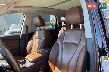 Внедорожник / Кроссовер Audi Q7 2017 в 