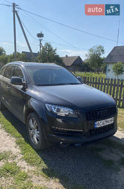 Внедорожник / Кроссовер Audi Q7 2010 в 