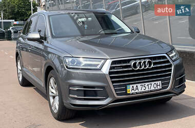 Позашляховик / Кросовер Audi Q7 2015 в Києві