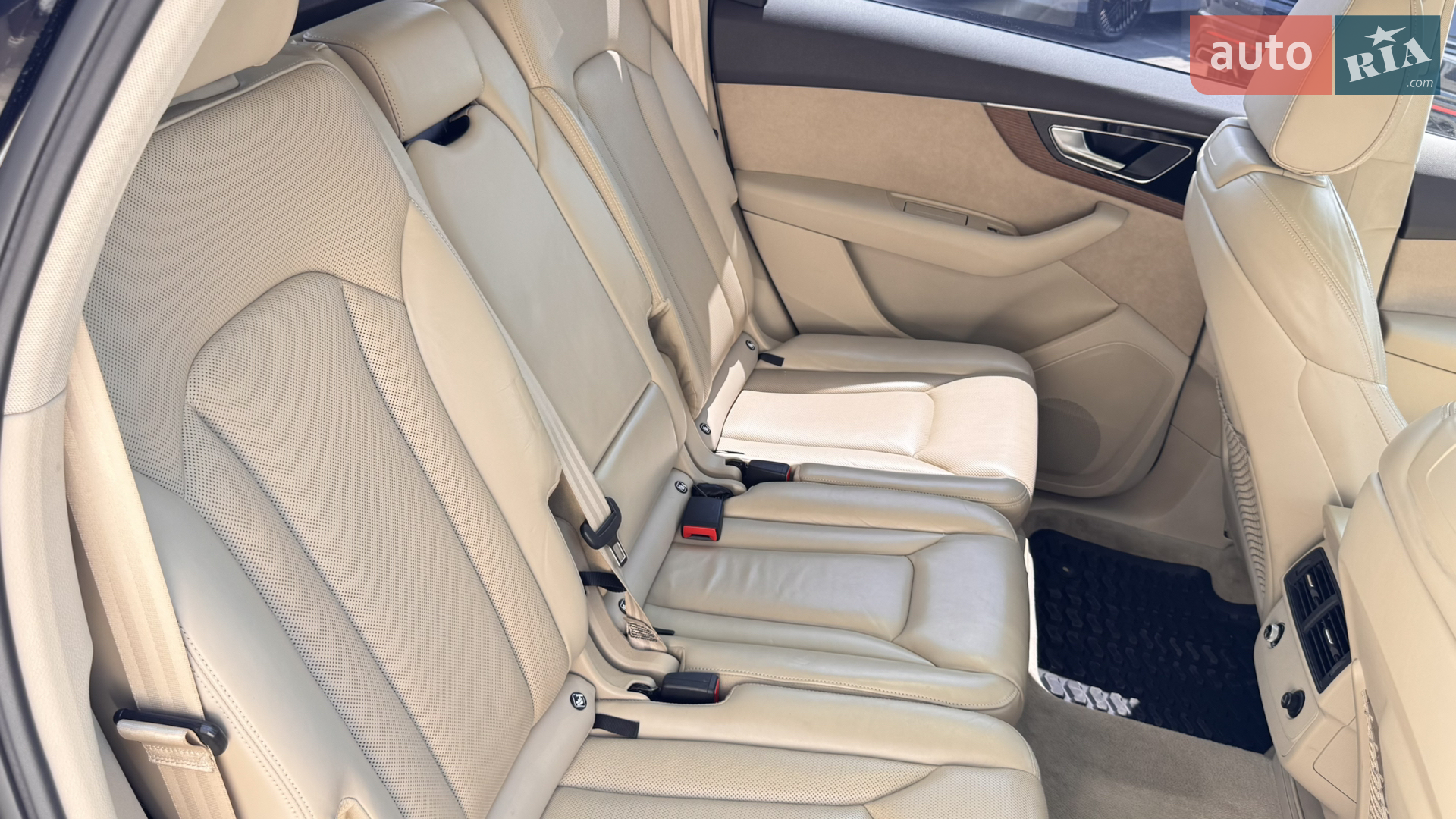 2017 Audi Q7 - мініатюра 27