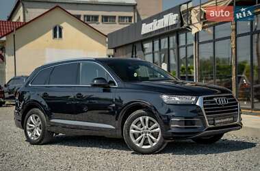 Позашляховик / Кросовер Audi Q7 2017 в 