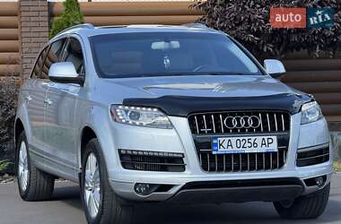 Позашляховик / Кросовер Audi Q7 2011 в 