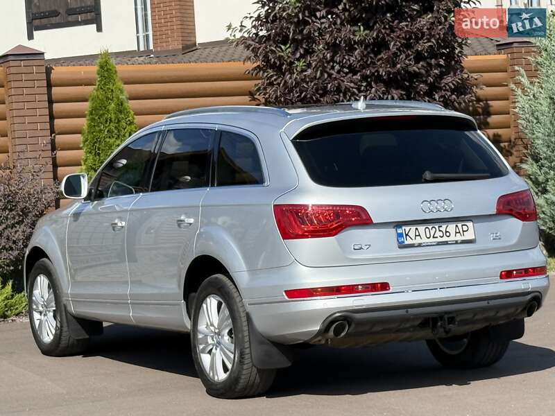 Внедорожник / Кроссовер Audi Q7 2011 в Киеве