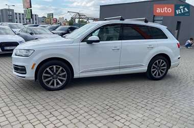 Позашляховик / Кросовер Audi Q7 2016 в 