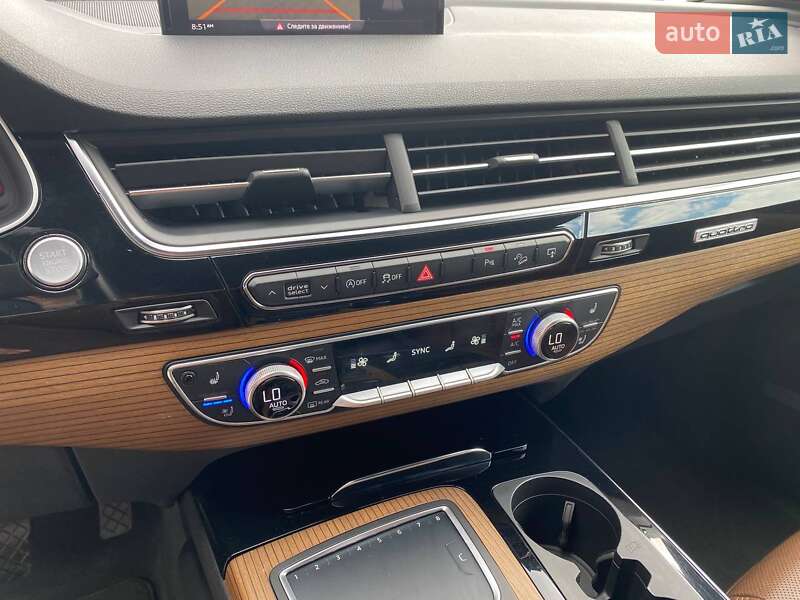Внедорожник / Кроссовер Audi Q7 2016 в Львове