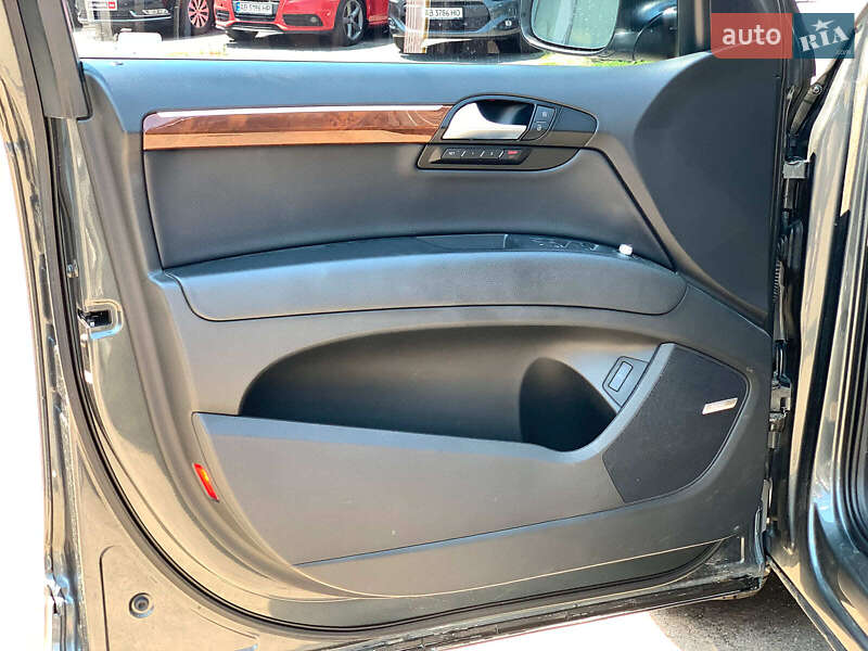 Внедорожник / Кроссовер Audi Q7 2012 в Виннице