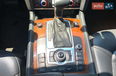 Внедорожник / Кроссовер Audi Q7 2012 в 
