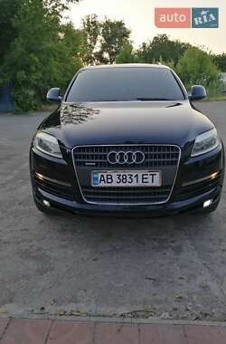 Внедорожник / Кроссовер Audi Q7 2006 в Гайсине