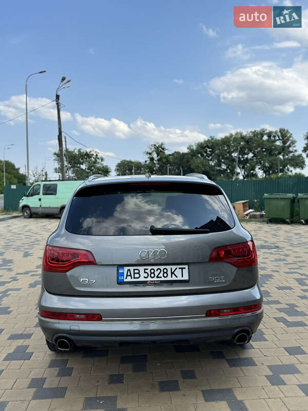Позашляховик / Кросовер Audi Q7 2014 в Вінниці