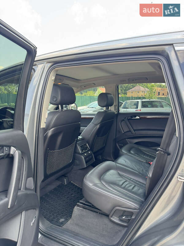 Позашляховик / Кросовер Audi Q7 2014 в Вінниці