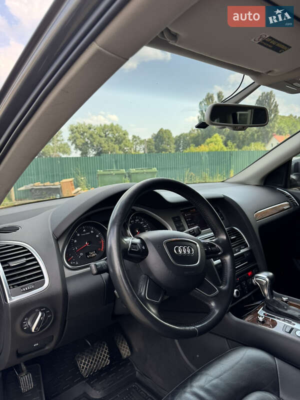 Позашляховик / Кросовер Audi Q7 2014 в Вінниці