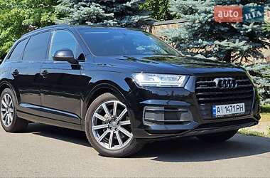 Позашляховик / Кросовер Audi Q7 2016 в 