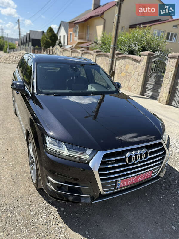 Внедорожник / Кроссовер Audi Q7 2017 в Тернополе