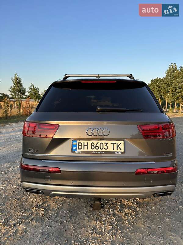 Внедорожник / Кроссовер Audi Q7 2019 в Одессе