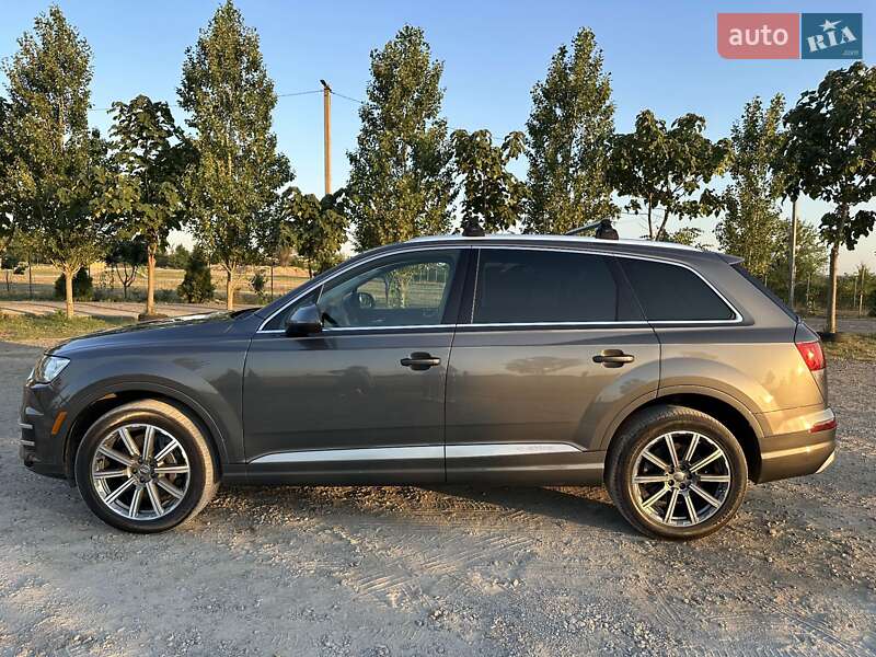Внедорожник / Кроссовер Audi Q7 2019 в Одессе