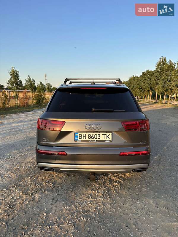 Внедорожник / Кроссовер Audi Q7 2019 в Одессе