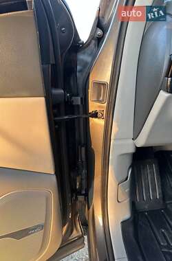 Позашляховик / Кросовер Audi Q7 2019 в 