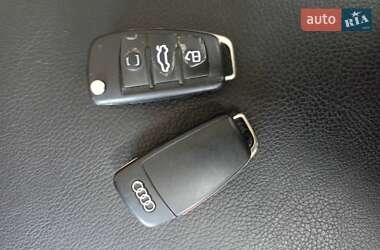Внедорожник / Кроссовер Audi Q7 2015 в 