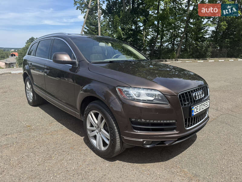 Внедорожник / Кроссовер Audi Q7 2011 в 