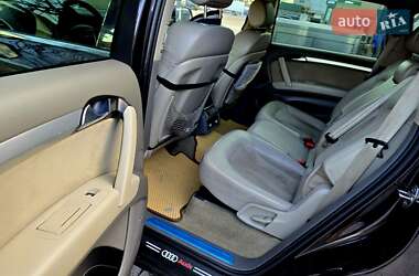 Позашляховик / Кросовер Audi Q7 2007 в 