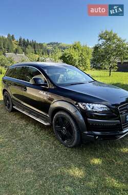 Позашляховик / Кросовер Audi Q7 2007 в 
