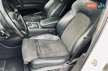 Позашляховик / Кросовер Audi Q7 2008 в 