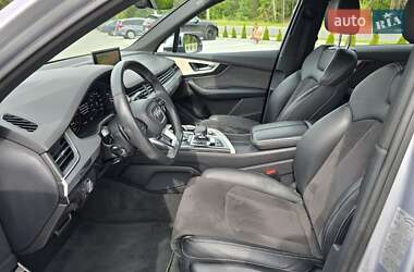 Внедорожник / Кроссовер Audi Q7 2018 в 