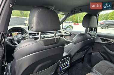 Внедорожник / Кроссовер Audi Q7 2018 в 