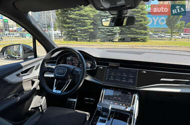 Внедорожник / Кроссовер Audi Q7 2022 в 