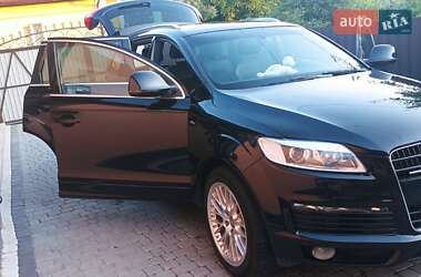 Позашляховик / Кросовер Audi Q7 2008 в 