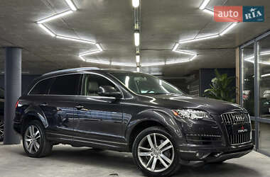 Внедорожник / Кроссовер Audi Q7 2012 в 