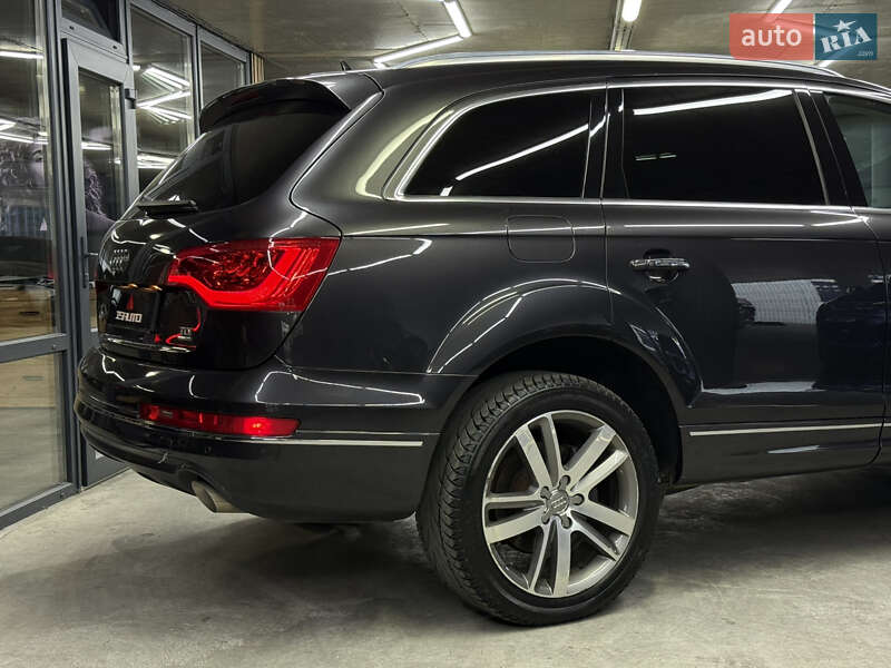 Позашляховик / Кросовер Audi Q7 2012 в Одесі