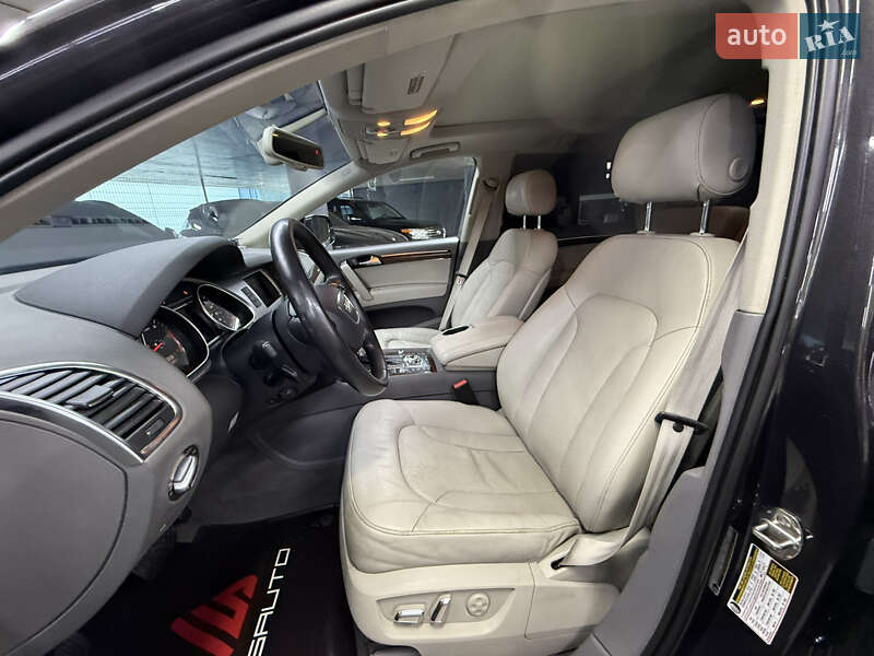 Позашляховик / Кросовер Audi Q7 2012 в Одесі