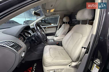Внедорожник / Кроссовер Audi Q7 2012 в 