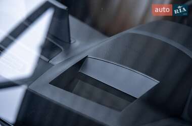 Позашляховик / Кросовер Audi Q7 2017 в 