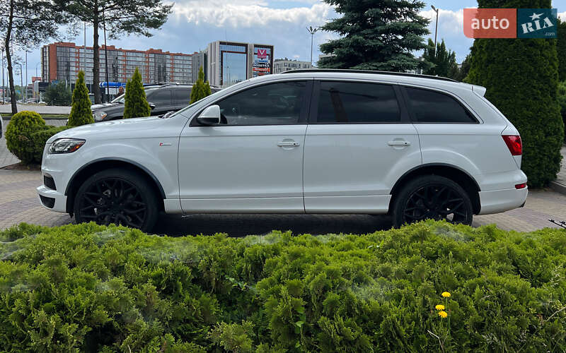 Позашляховик / Кросовер Audi Q7 2015 в Львові