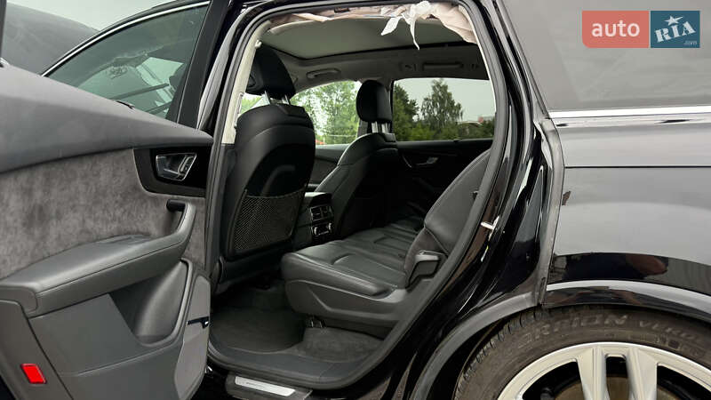 Позашляховик / Кросовер Audi Q7 2018 в Яворові