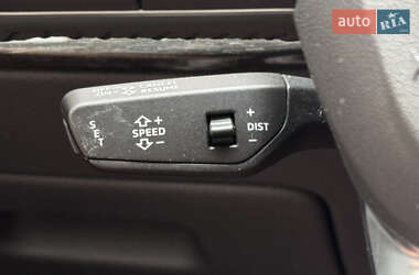 Позашляховик / Кросовер Audi Q7 2020 в 